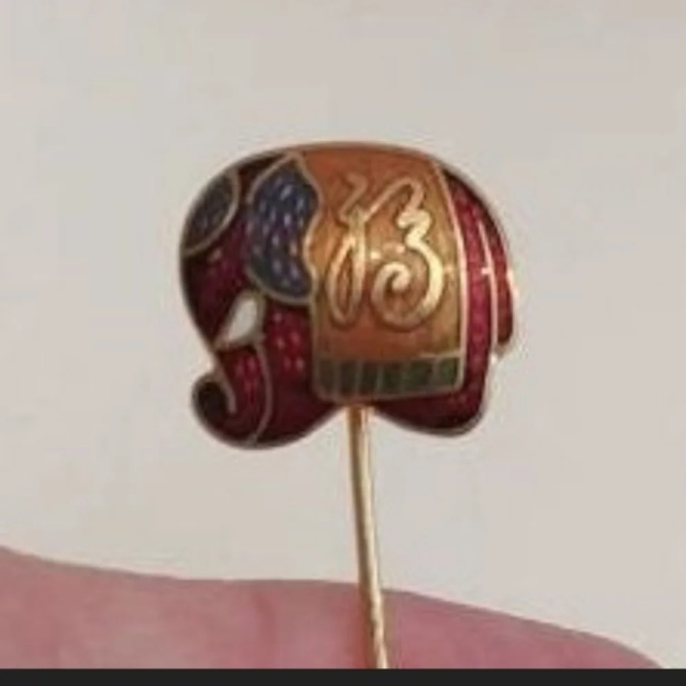 N/A vintage gold
